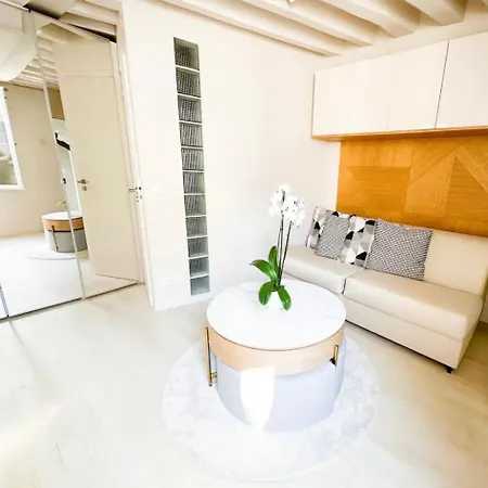 Majestueux Appartement Dans Le Marais Paris Exterior foto